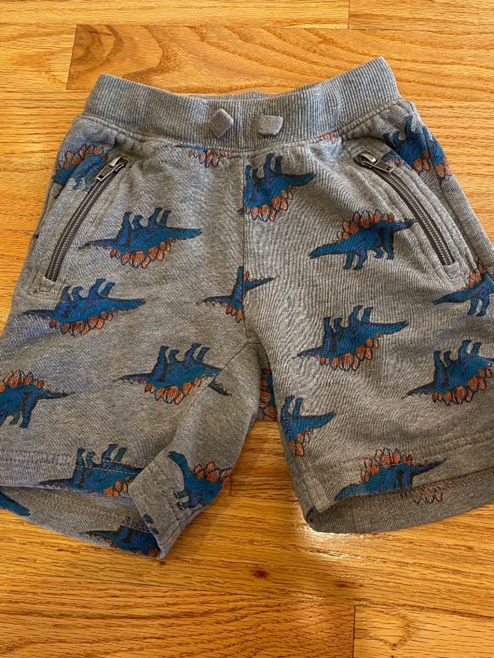 Oeko-tex certified Dinosaur shorts, stegosaurus